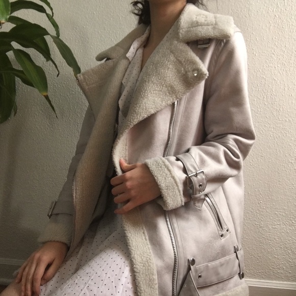 Urban Outfitters Jackets & Blazers - UO Oversized Faux Leather Aviator Jacket